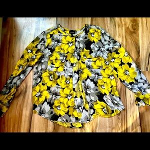 Medium Who What Wear blouse. Worn once.